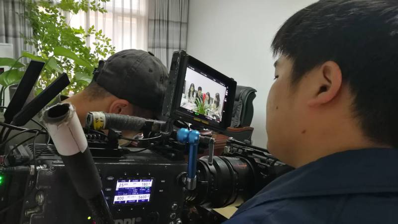 剧本杀式体验：尖山区广告片拍摄公司构建沉浸式消费决策路径
